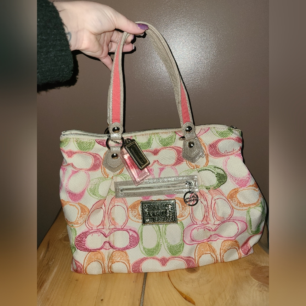 Certified authentic large coach bag tote